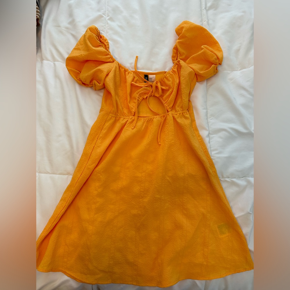 Sundress - Picture 2 of 4